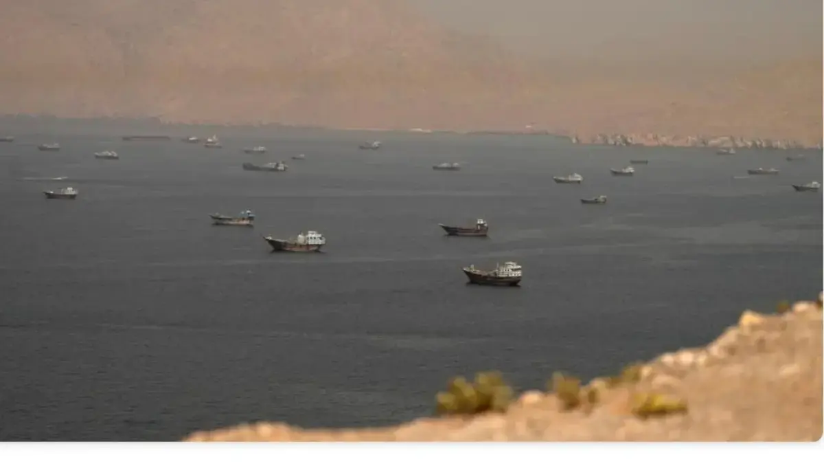 Ilustrasi situasi perairan di Selat Hormuz. (Reuters)