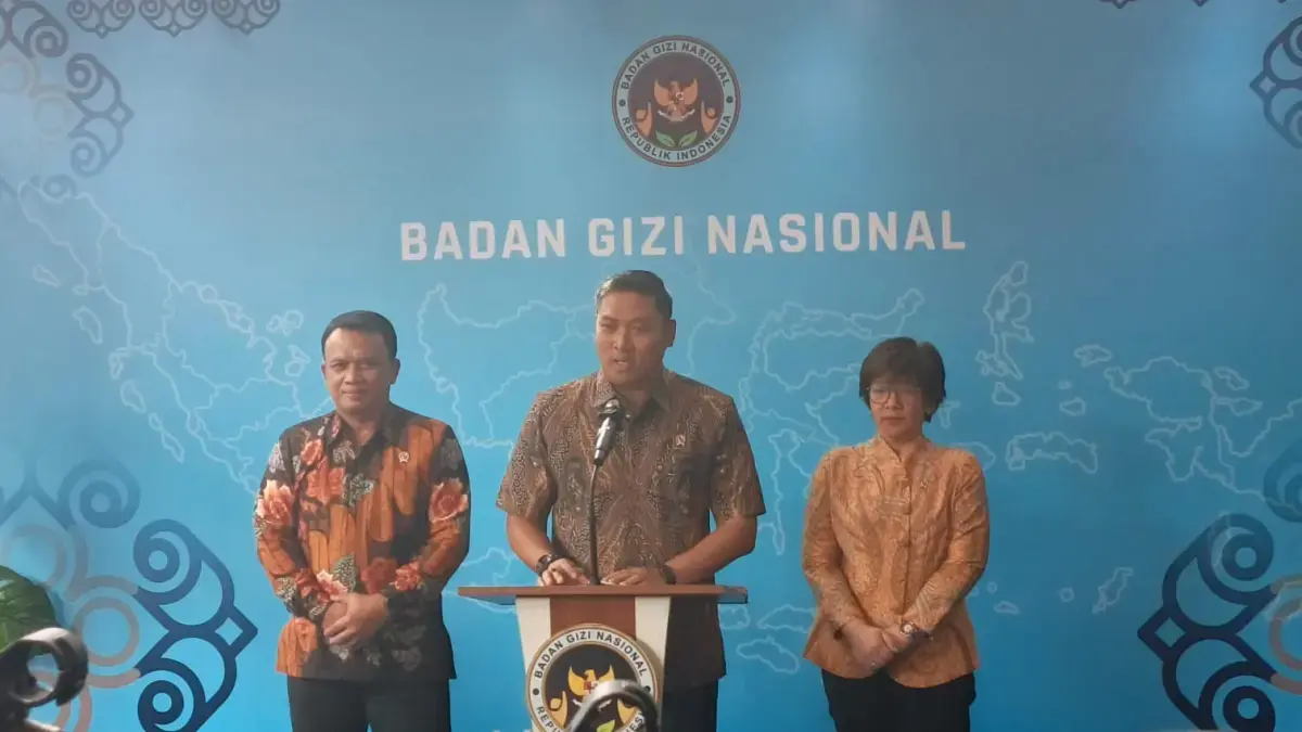 Kepala BGN Sudaryono saat memimpin konferensi pers di Kantor BGN, Jumat (31/7)/(Dimas Choirul/JawaPos.com)