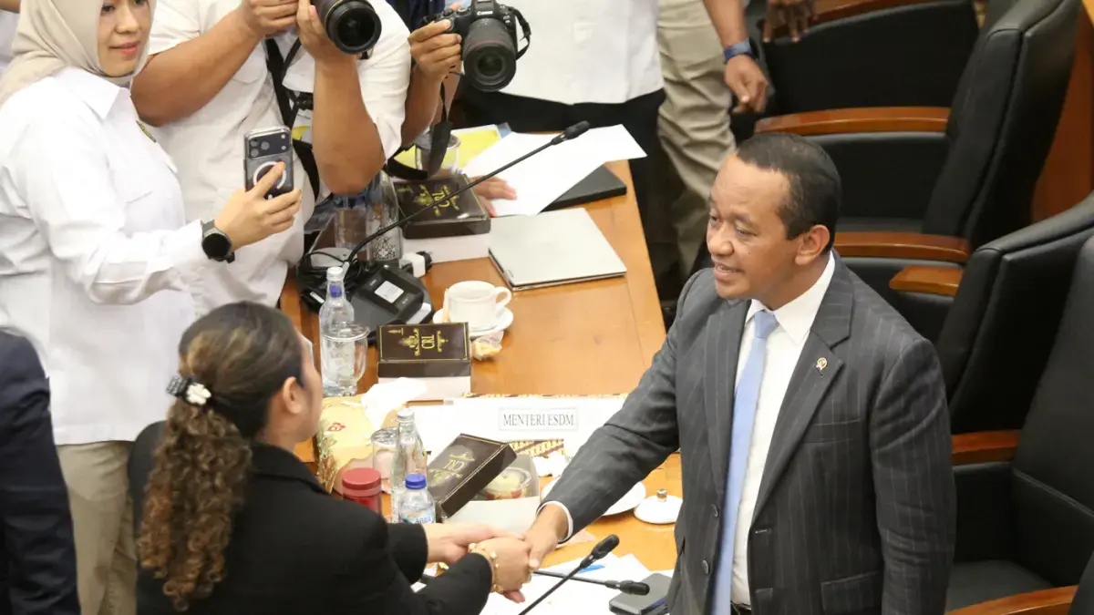 Menteri Energi dan Sumber Daya Mineral (ESDM) Bahlil Lahadalia. (Dery Ridwansah/ JawaPos.com)
