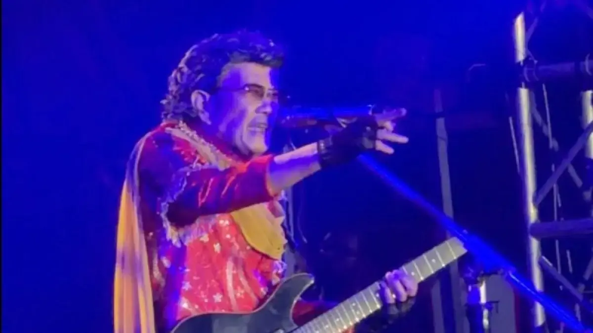 Musisi legendaris Rhoma Irama saat tampil di Latihan Pestapora, di Stadion Hoki Nasional Bukit Jalil, Kuala Lumpur, Malaysia, Sabtu (15/8/2026). ANTARA/Rangga Pandu Asmara Jingga