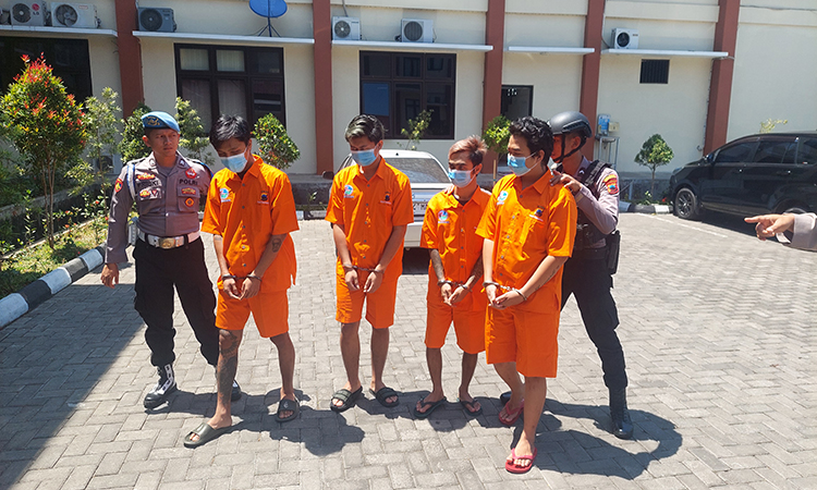 Tersangka kasus narkoba yang ditangkap Polres Temanggung belum lama ini.