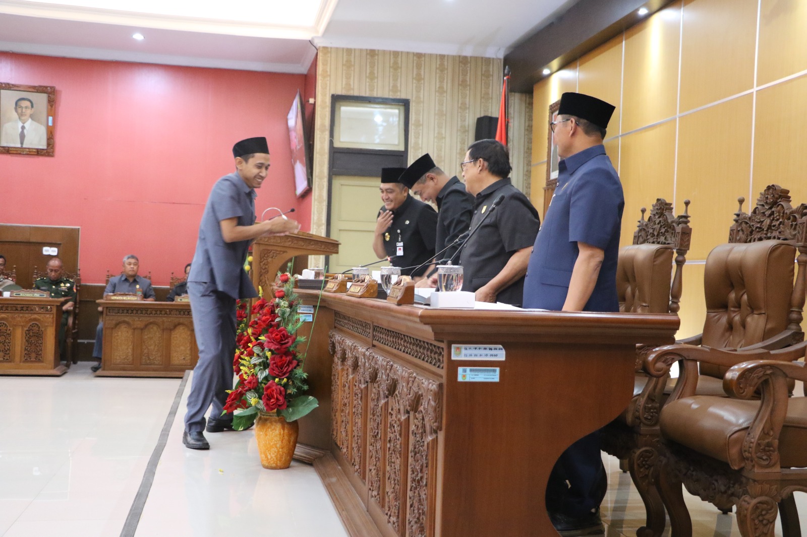 Rapat paripurna dengan agenda pandangan umum terhadap Rancangan Peraturan Daerah (Raperda) APBD Perubahan Kabupaten Magelang Tahun Anggaran 2023, Kamis (21/9/2023).