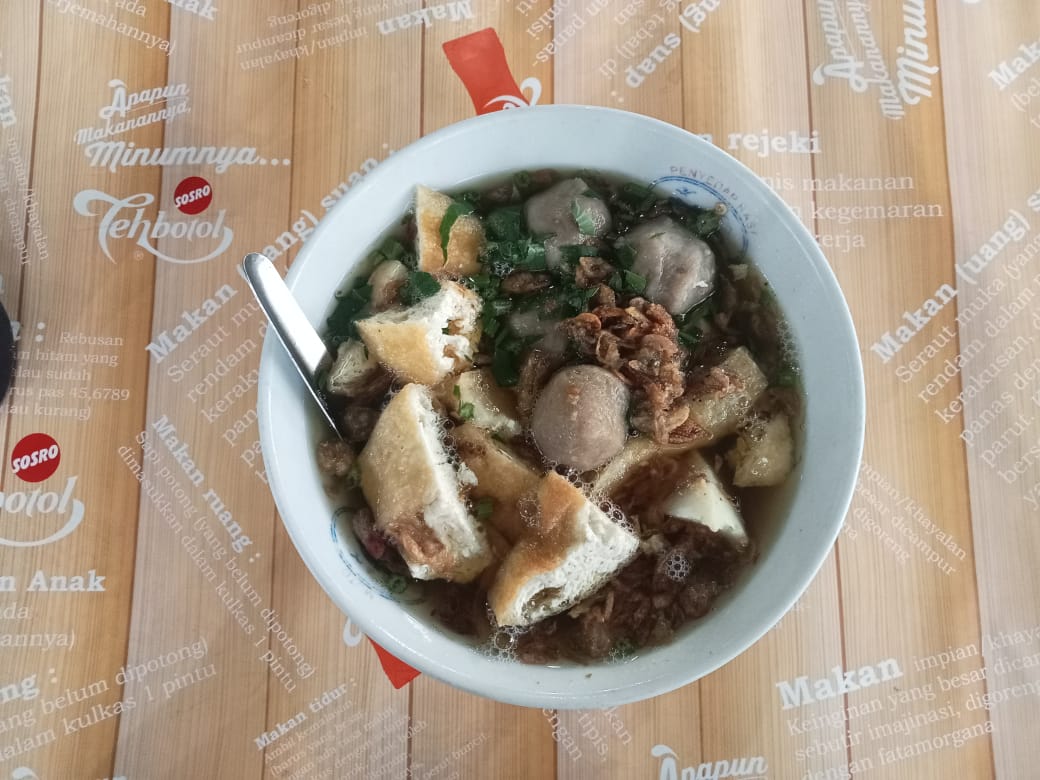 Semangkok Bakso Lombok Uleg Pak Di yang membuat penikmat kuliner ketagihan