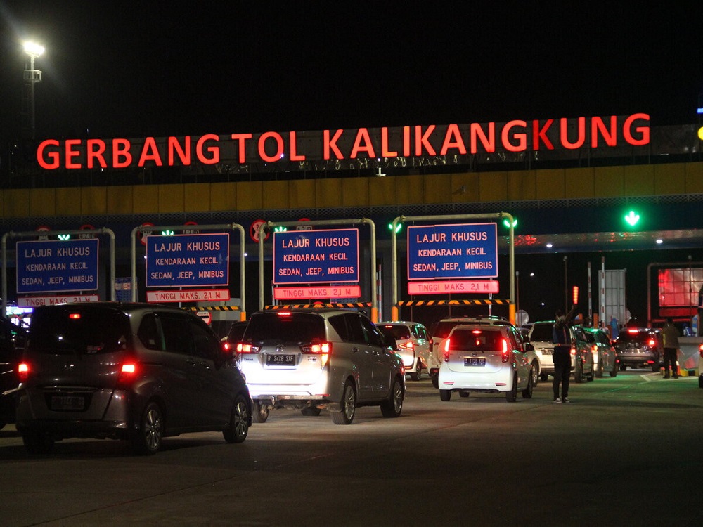 Jelang Nataru, tarif Tol Trans Jawa diskon 10 persen.