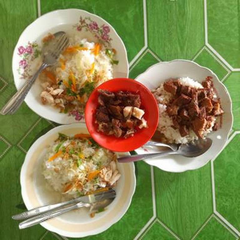 Soto dan Brongkos Pak H.Dul