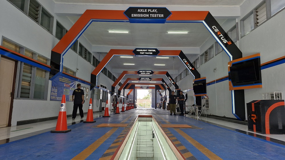 Dinas Perhubungan (Dishub) Kota Magelang memperindah desain interior lorong uji kendaraan bermotor.