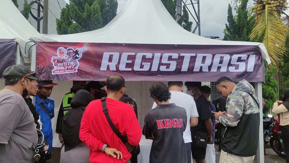 Tenda registrasi konser NDX AKA dan TIPE-X
