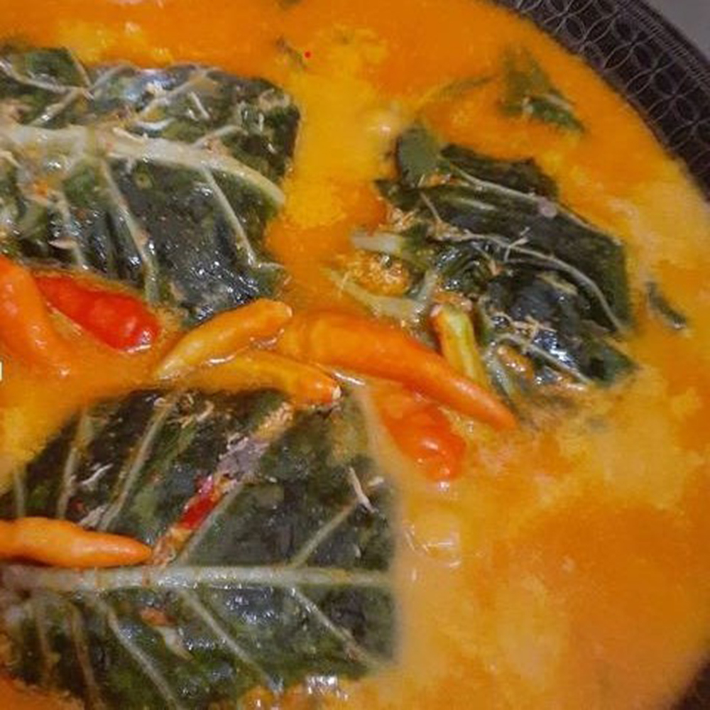 Buntil daun talas khas Magelang