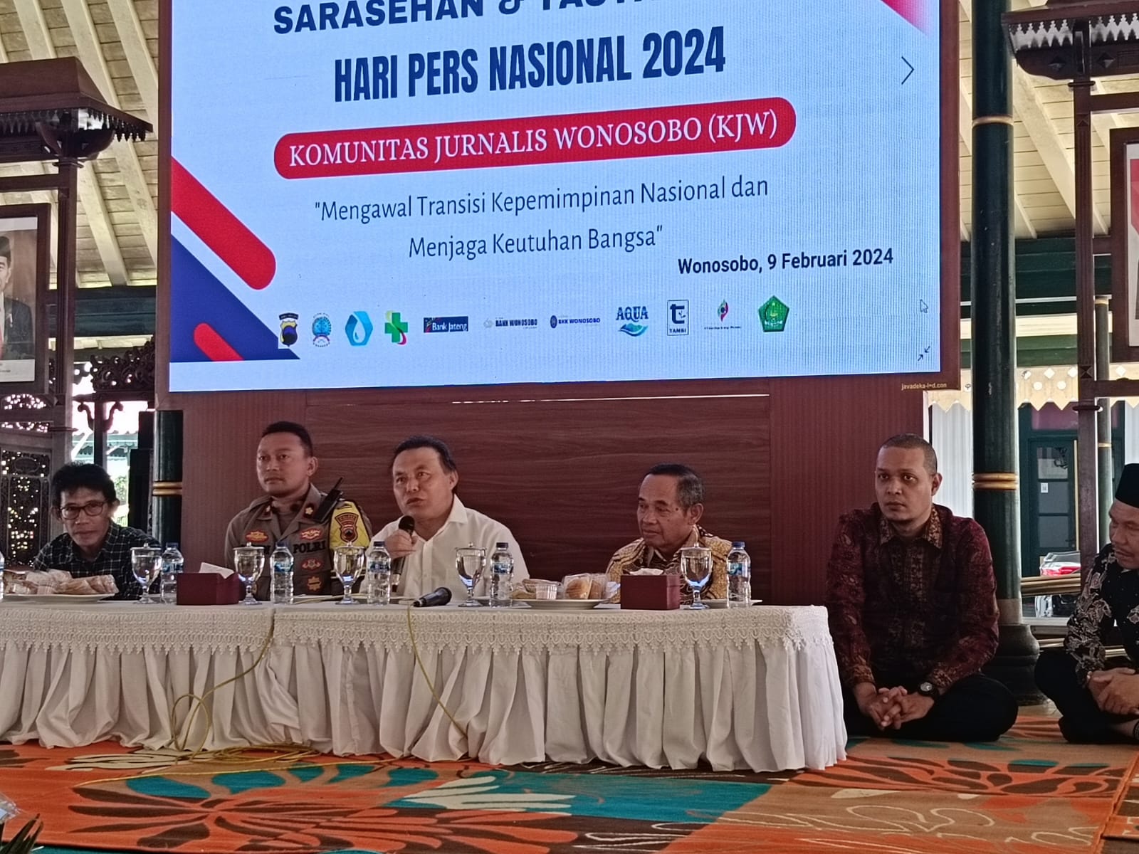 Wabup Muhammad  Albar bersama jajaran forkopimda dalam sarasehan bersama di Pendopo Kabupaten, Jumat (9/2/2024).