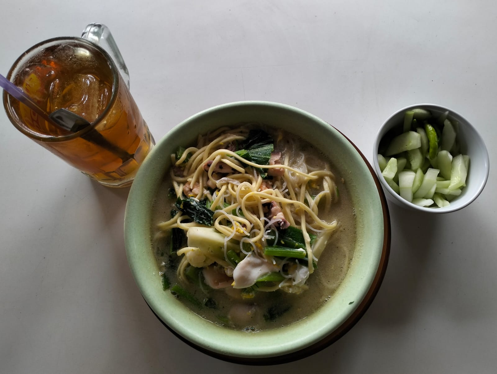Menu di Mie AA yang menggoda selera.