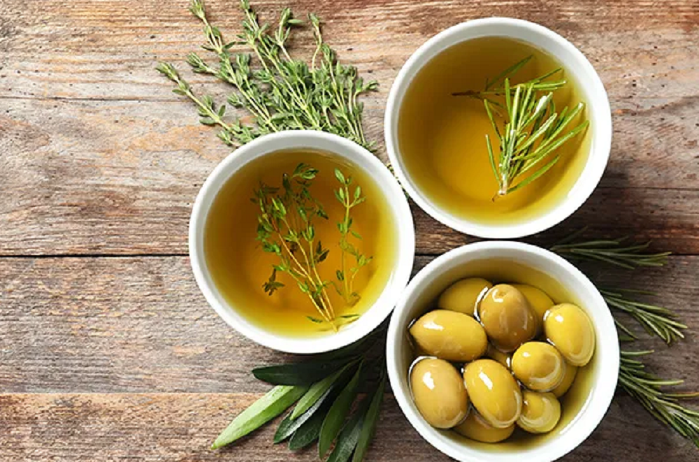 Minyak Zaitun Efektif Cegah Keriput dan Penuaan Dini di Wajah, Bisa Dicoba