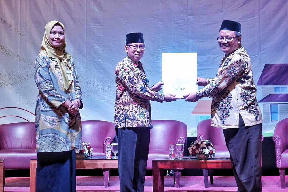 Sekda Kabupaten Magelang Adi Waryanto saat membuka sosialisasi optimalisasi PAD Kabupaten Magelang, Jumat (8/3/2024).