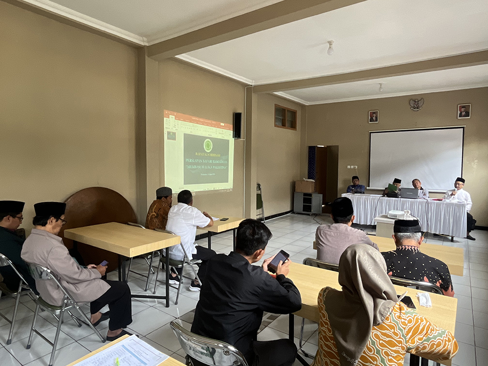 Rapat persiapan penerimaan ulama Palestina yang dilakukan oleh MUI Wonosobo beserta Bagian Kesra Setda Wonosobo.