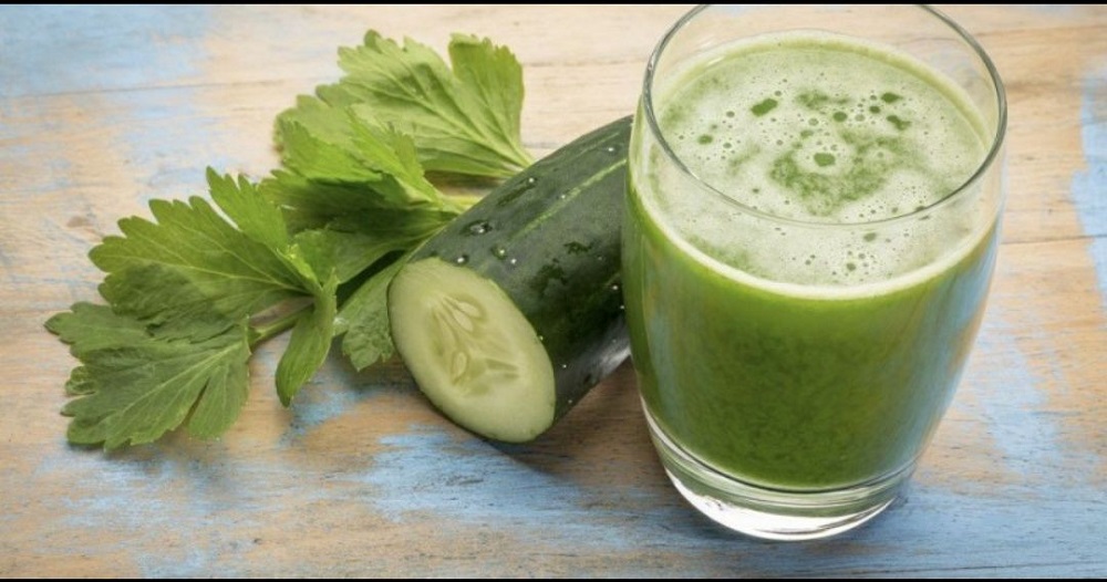 Jus mentimun merupakan salah satu minuman yang tidak hanya menyegarkan, namun juga memiliki segudang manfaat untuk kesehatan tubuh.