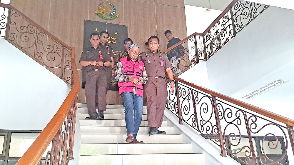 Kades Krinjing, Kecamatan Dukun, Kabupaten Magelang, IS, ditetapkan tersangka dugaan korupsi pemanfaatan aset desa dan ditahan di Lapas Kelas IIA Magelang, Jumat (19/4/2024)