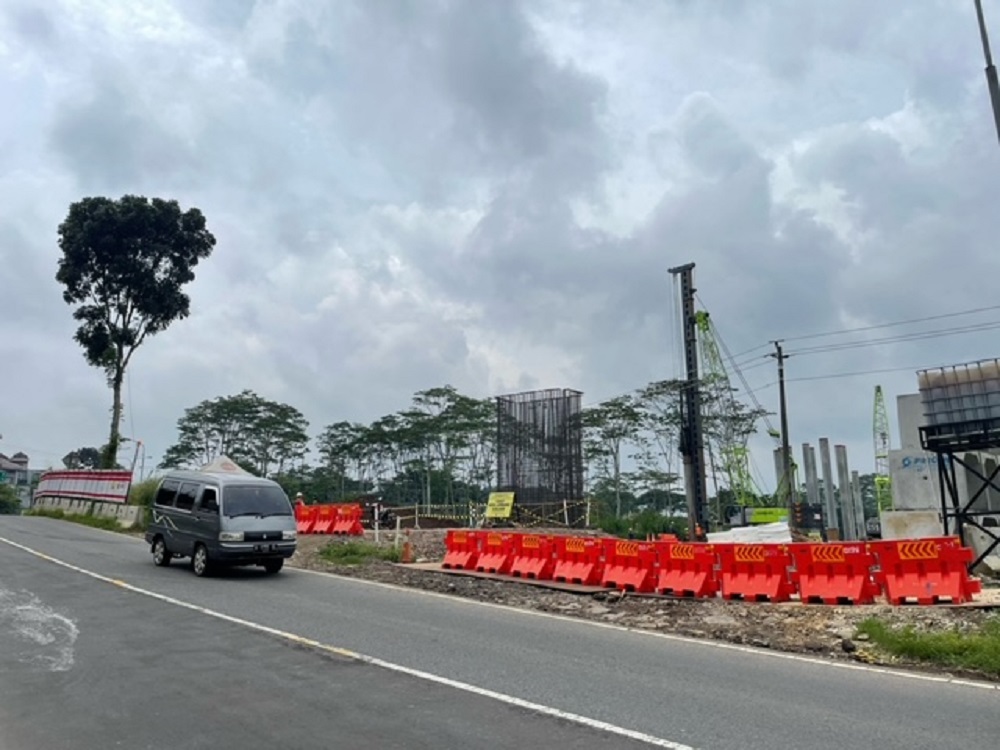 Pengerjaan proyek tol Jogja-Bawen seksi VI di Kecamatan Bawen.