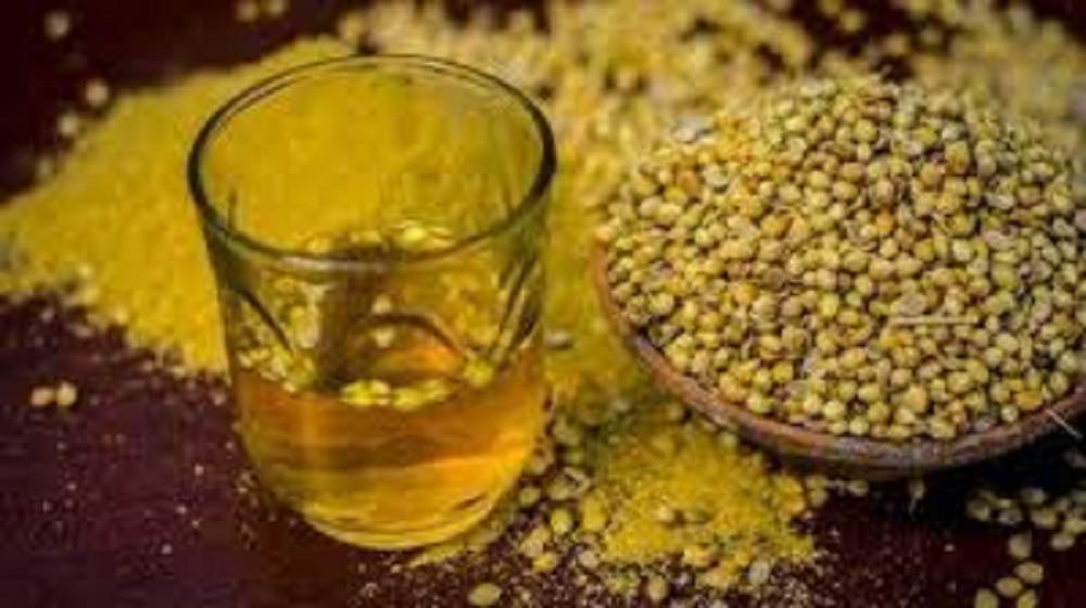 Cara paling mudah agar bisa mendapatkan manfaat ketumbar untuk kesehatan adalah dengan minum air rebusannya.