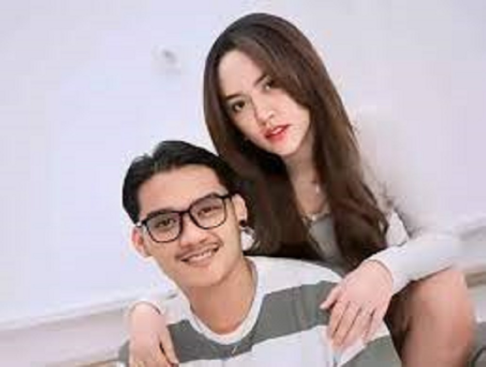 Happy Asmara dan Gilga Sahid
