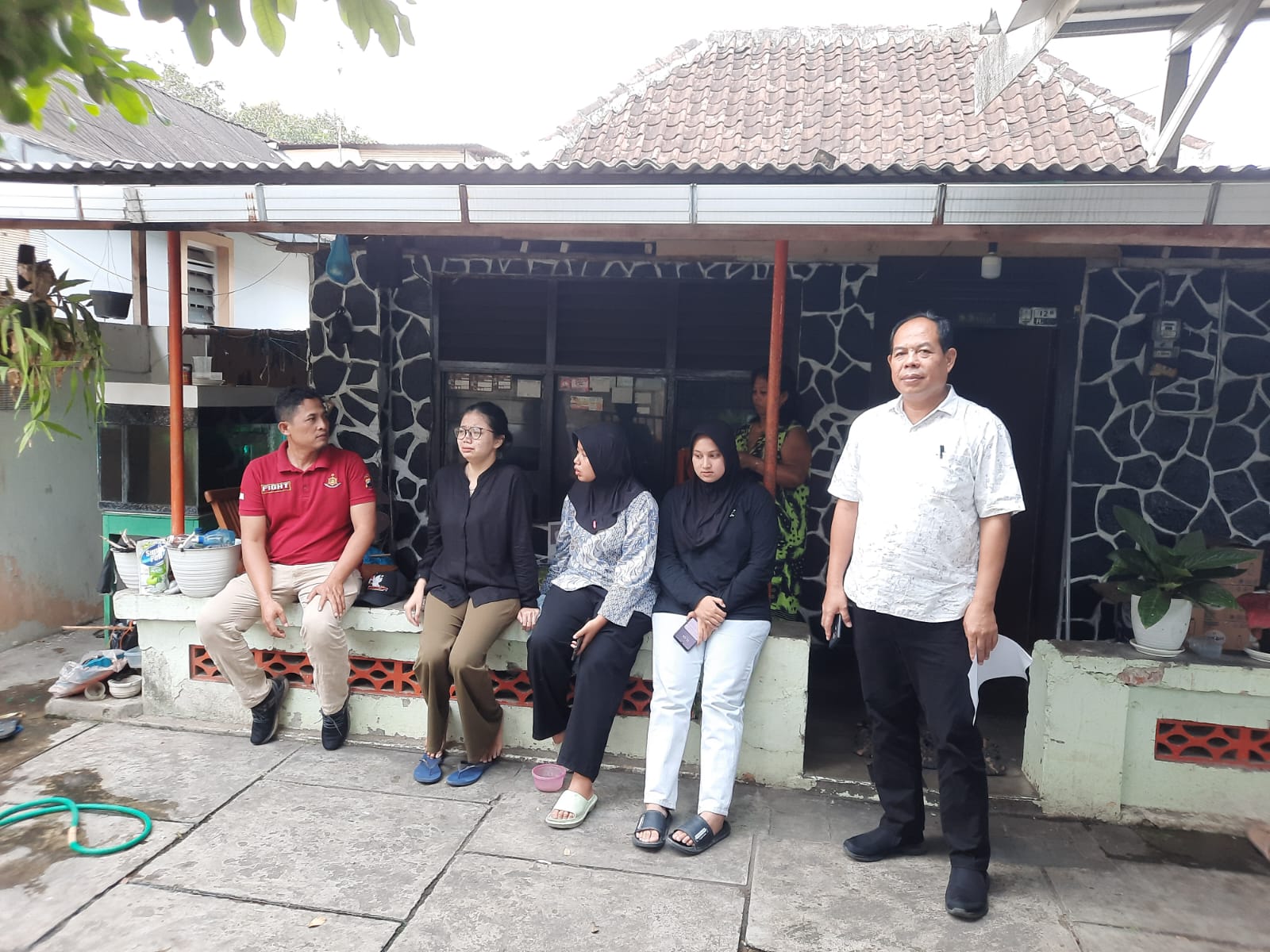 Diduga dianiaya pacarnya berinisial V, yang bertempat tinggal di Jangli Karanganyar Legok, Kecamatan Candisari, Kota Semarang.