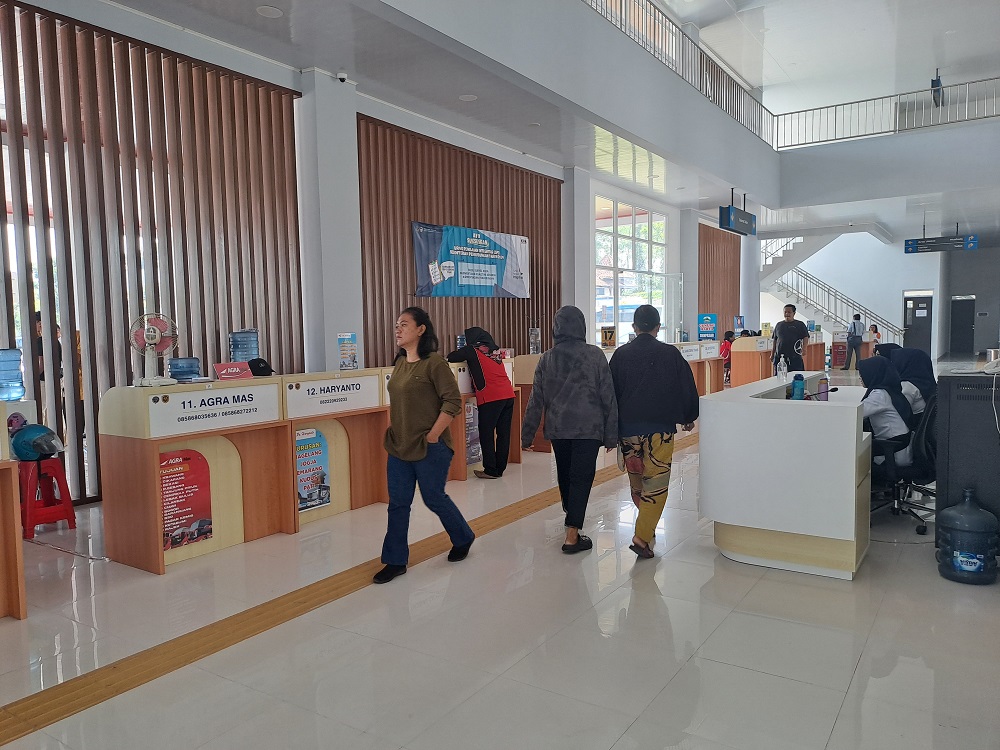 Deretan agen bus di Terminal Tidar Magelang siap melayani tiket penumpang.