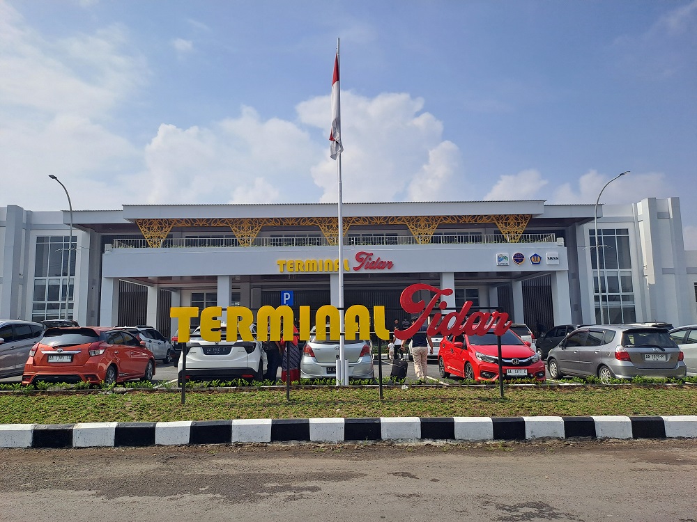 Wajah baru Terminal Tidar Magelang setelah revitalisasi tampak lebih modern.