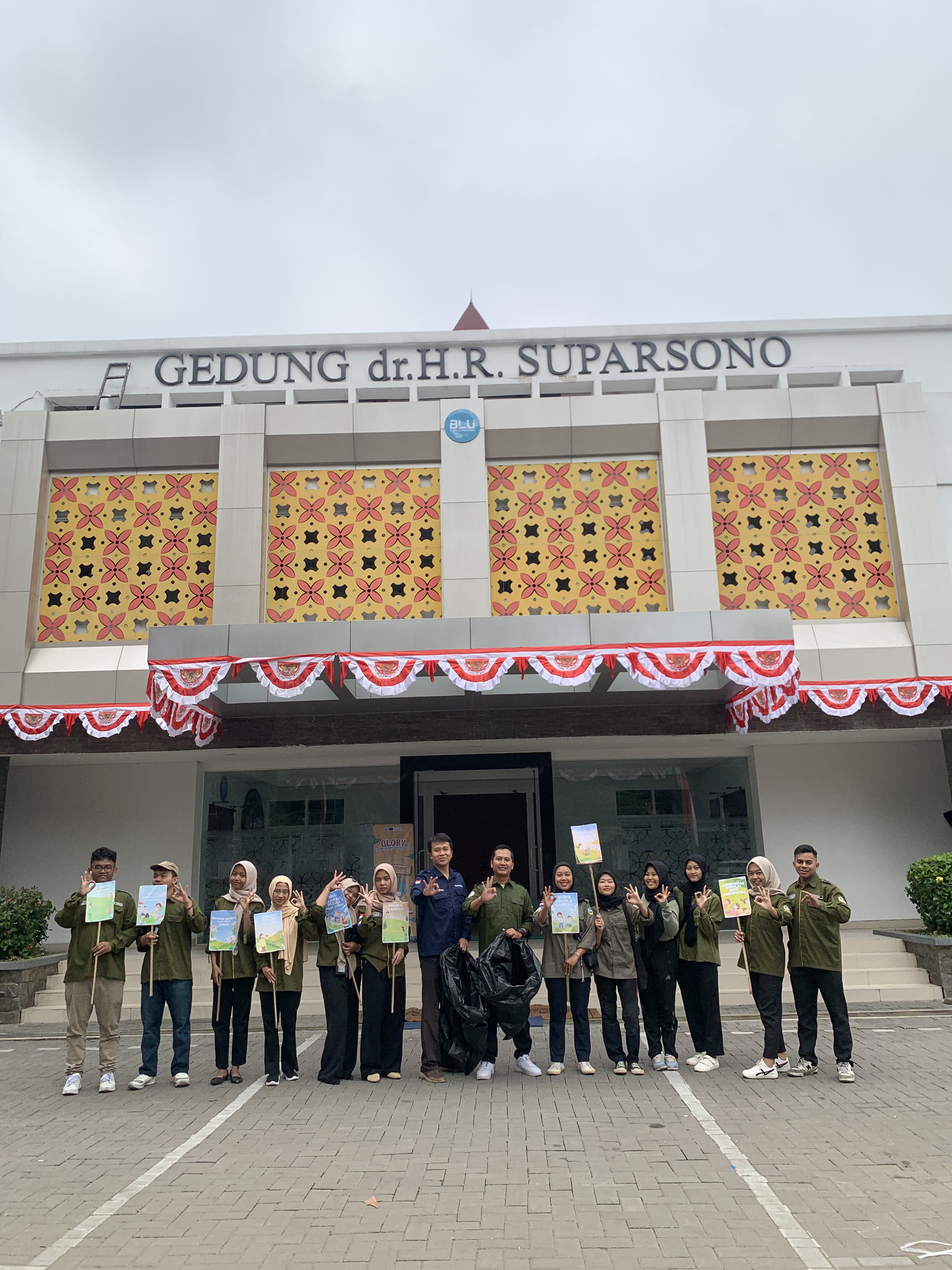 Himpunan Mahasiswa Program Studi Agribisnis (Himagri) Universitas Tidar (Untidar) mengadakan aksi Mahasiswa Bijak Kelola Sampah di kampus setempat, Sabtu (10/8/2024).