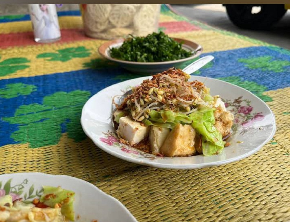 Kupat tahu, menu kuliner khas Kota Magelang