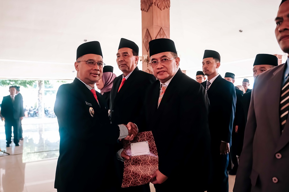 Wali Kota Magelang dr Muchamad Nur Aziz melantik 22 pegawai di lingkungan Pemkot Magelang, Jumat (6/9/2024).  &nbsp;