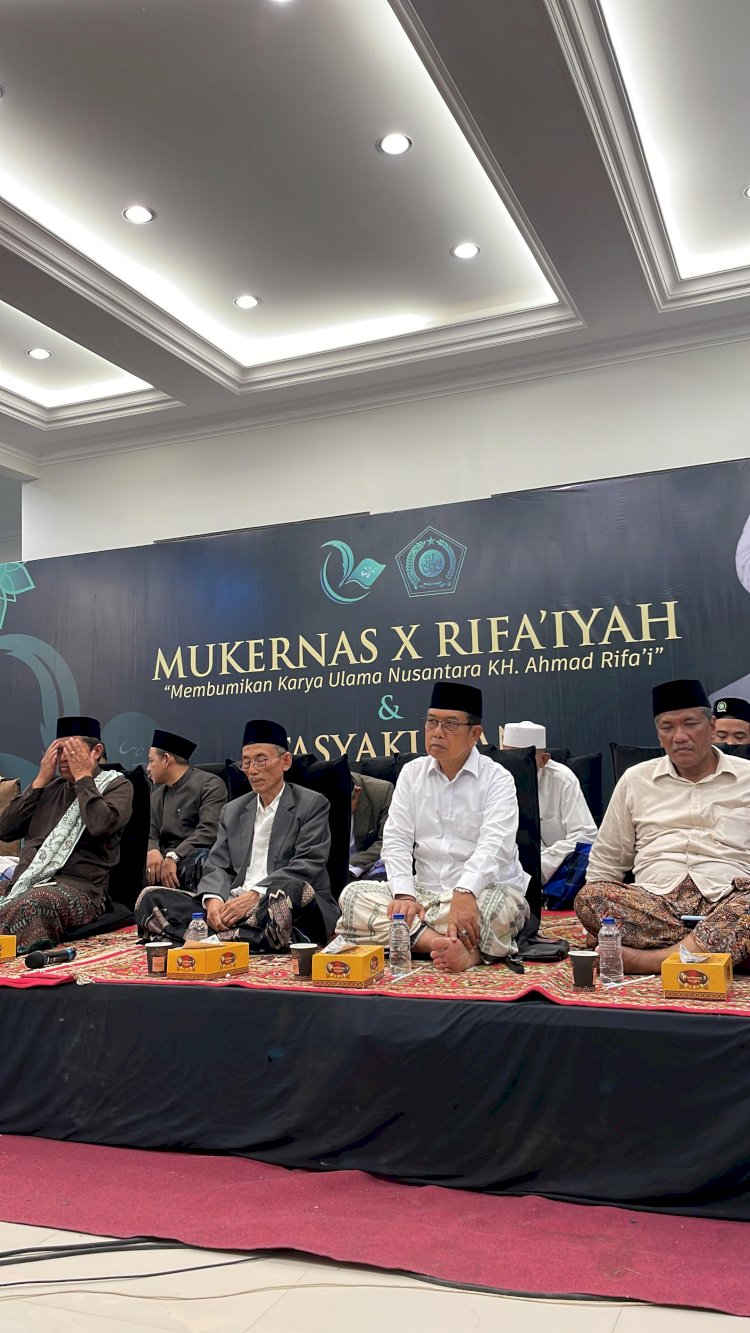 Mukernas Rifaiyah ke-10 di Batang salah satunya mengamanatkan agar mendukung kader Rifaiyah yang maju pilkada. Termasuk Sidqi Ferin Diana yang akan maju sebagai calon wakil bupati Wonosobo.