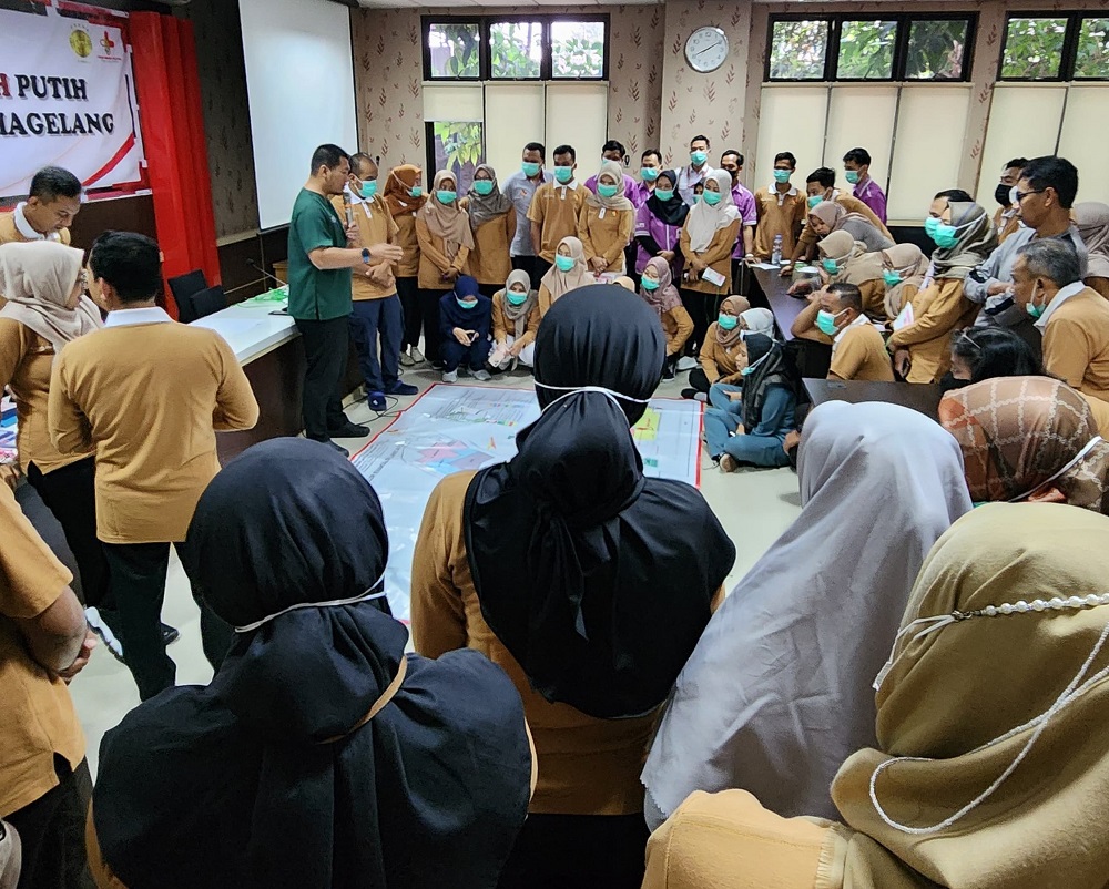 Simulasi kesiapsiagaan bencana yang digelar RSUD Merah Putih.