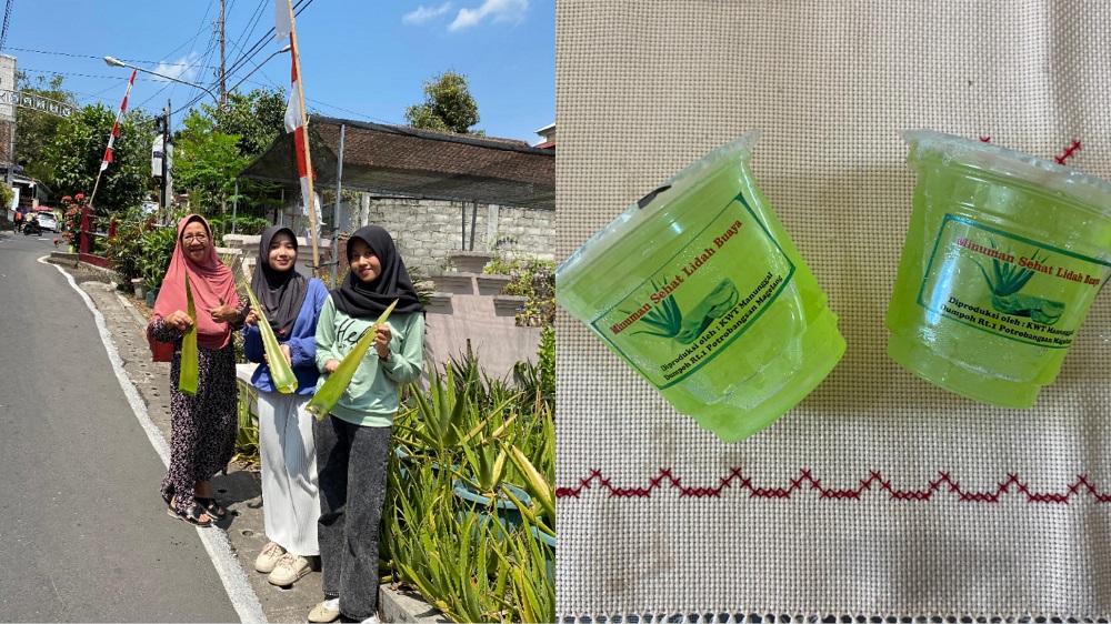 Sriyati bersama mahasiswi Untidar Magelang menunjukkan lidah buaya yang dijadikan bahan baku minuman.