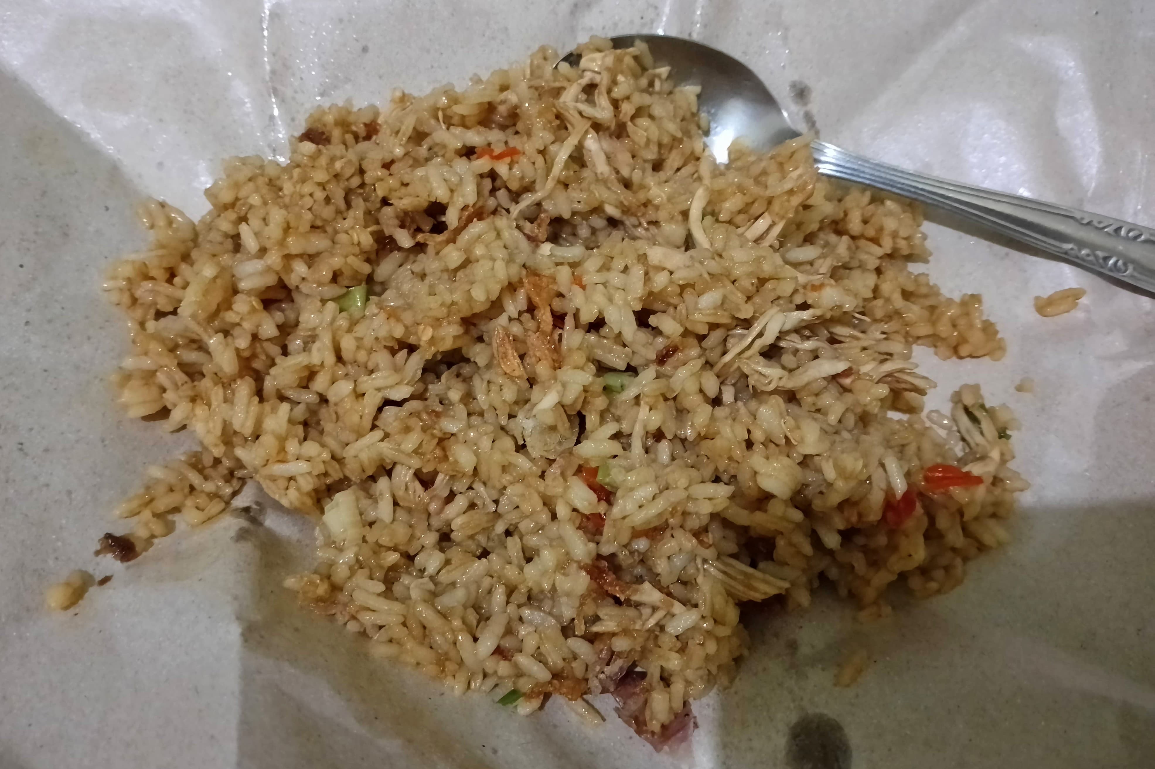 Resep nasi goreng ala anak kos yang wajib dicoba.
