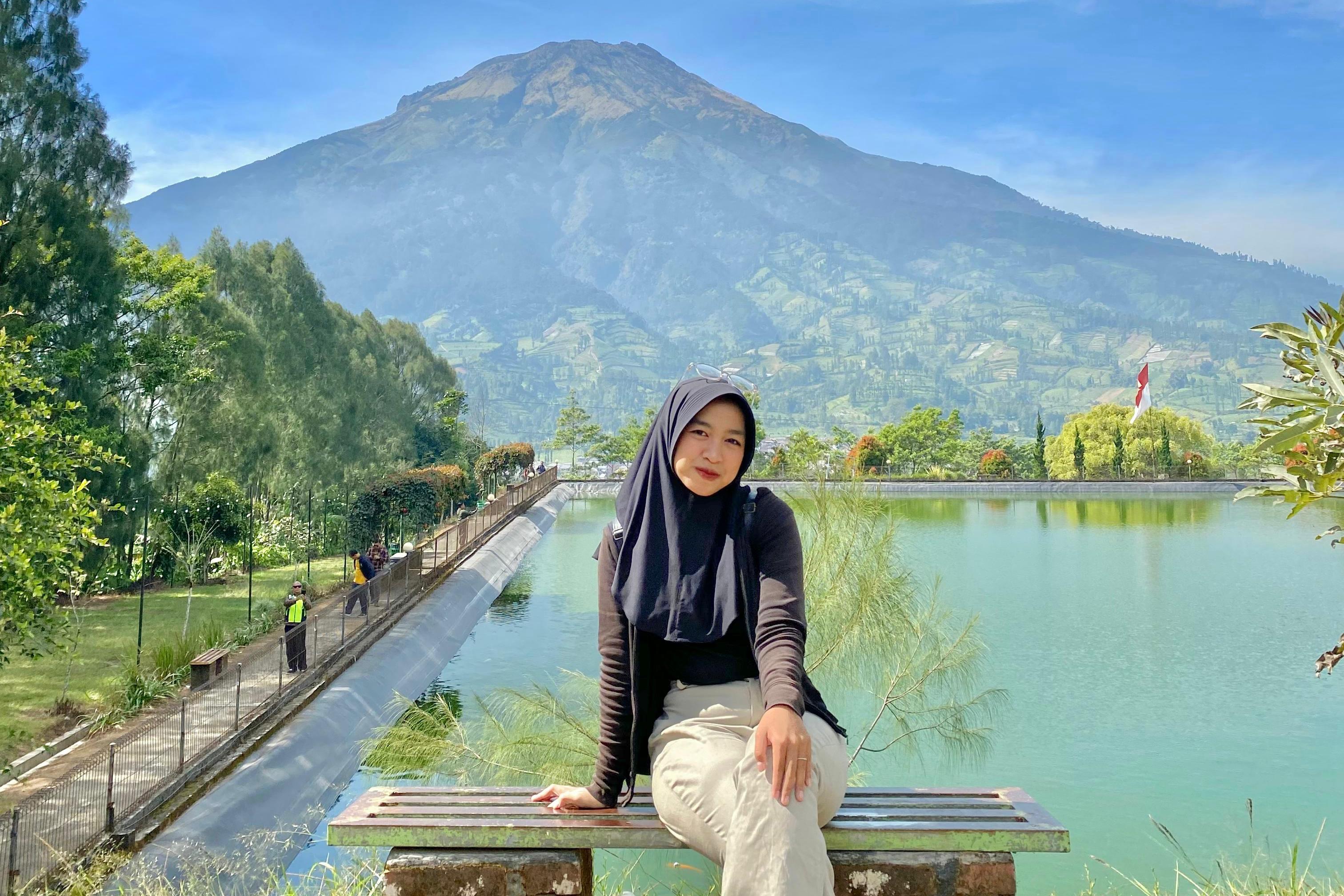 wisata Embung Kledung yang terletak di Temanggung, Jawa Tengah yang memiliki pesona alam yang luar biasa