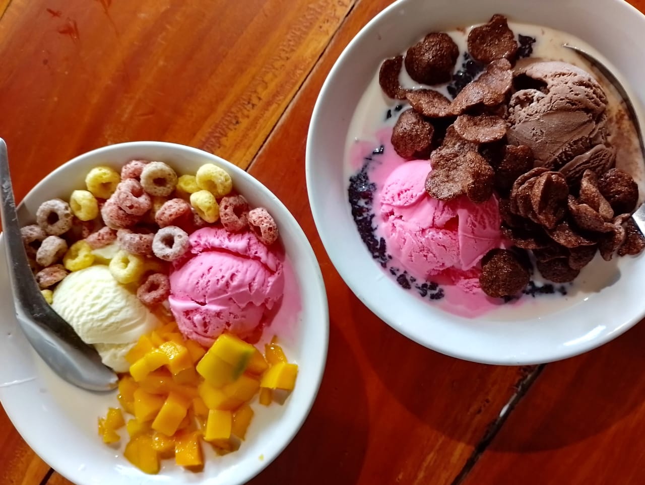 Dua Menu Ice Cream Kang Bubur