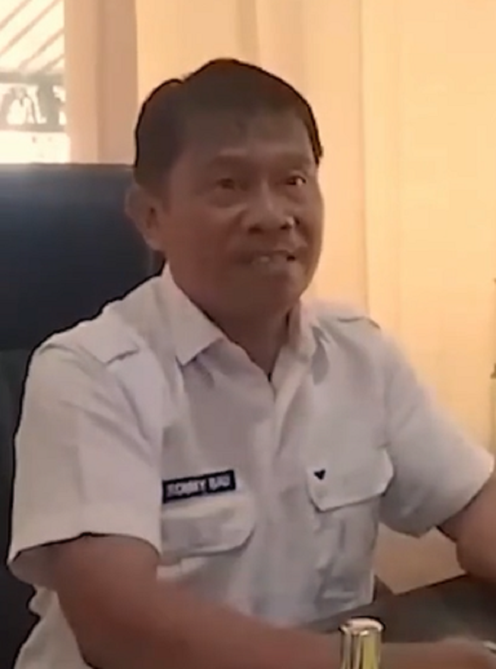 Kepala MAN 1 Gorontalo Rommy Bau