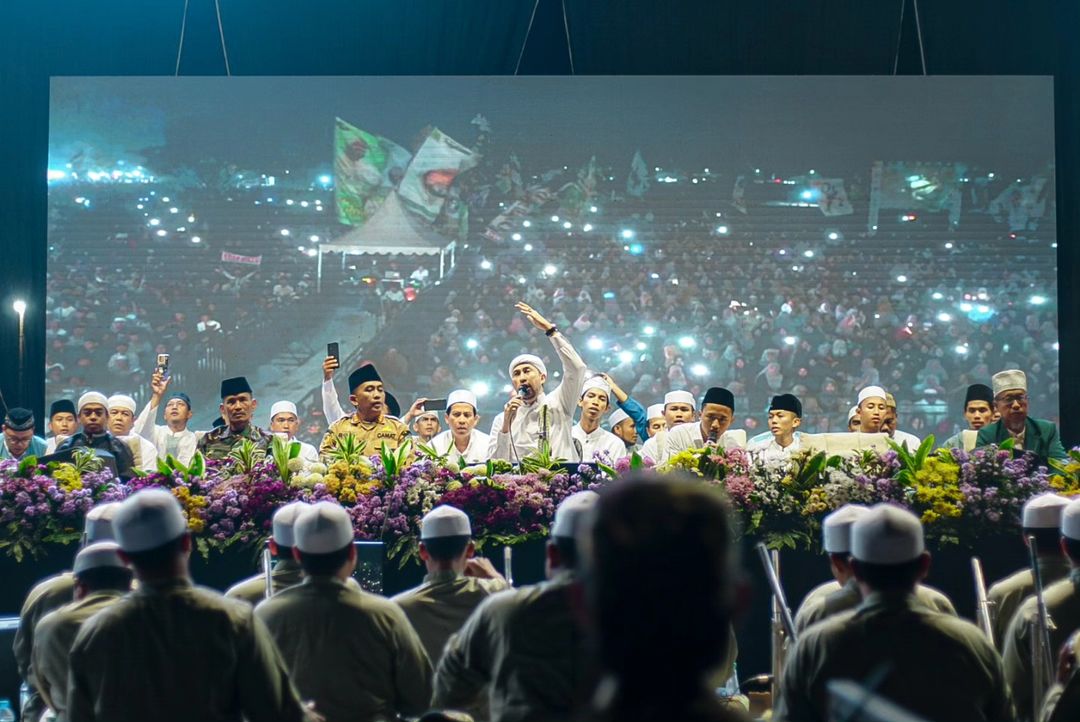 Sholawatan bersama Majelis Az-Zahir