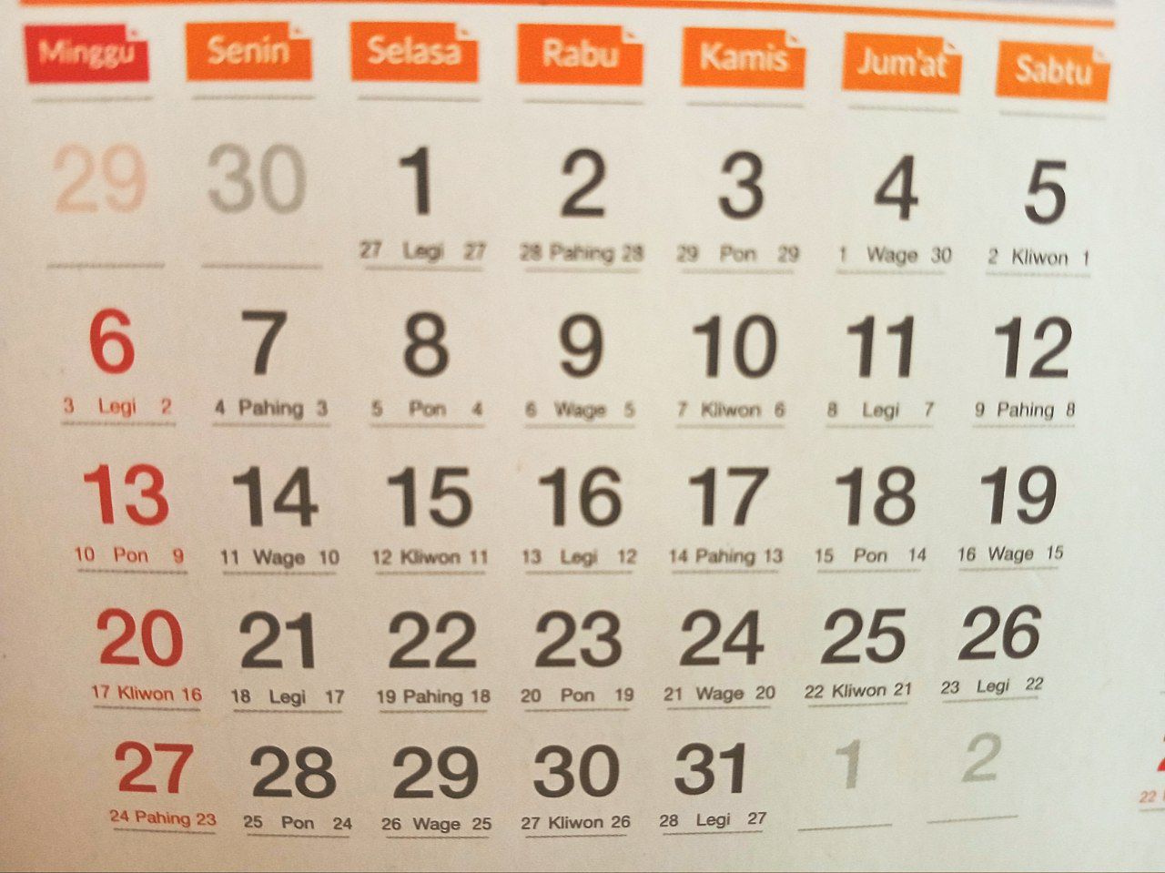 Kalender bulan Oktober 2024. Kamis Pahing jatuh pada tanggal 17 Oktober 2024.