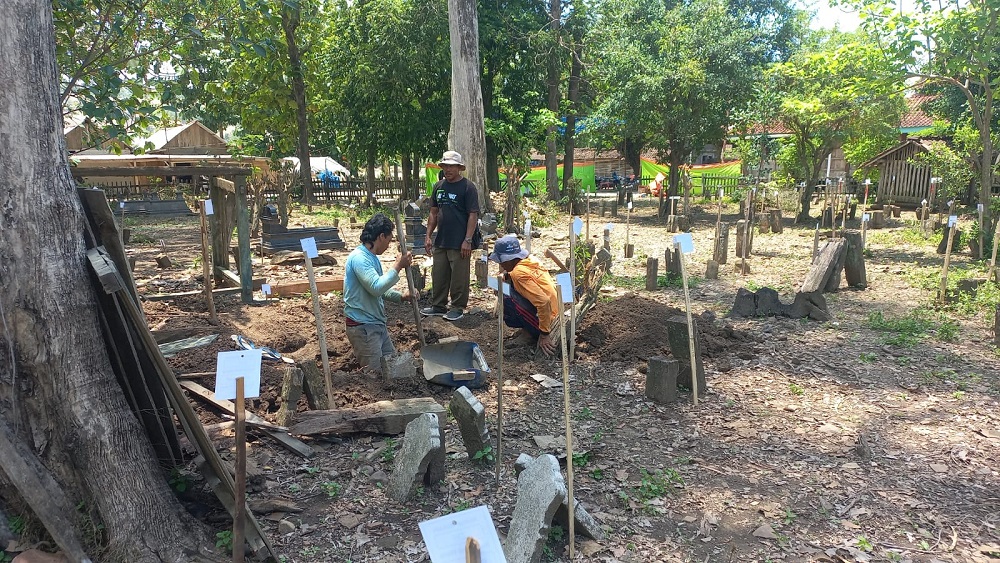 Ratusan makam di Desa Candirejo saat proses pemindahan dampak pembangunan Bendungan Jragung.