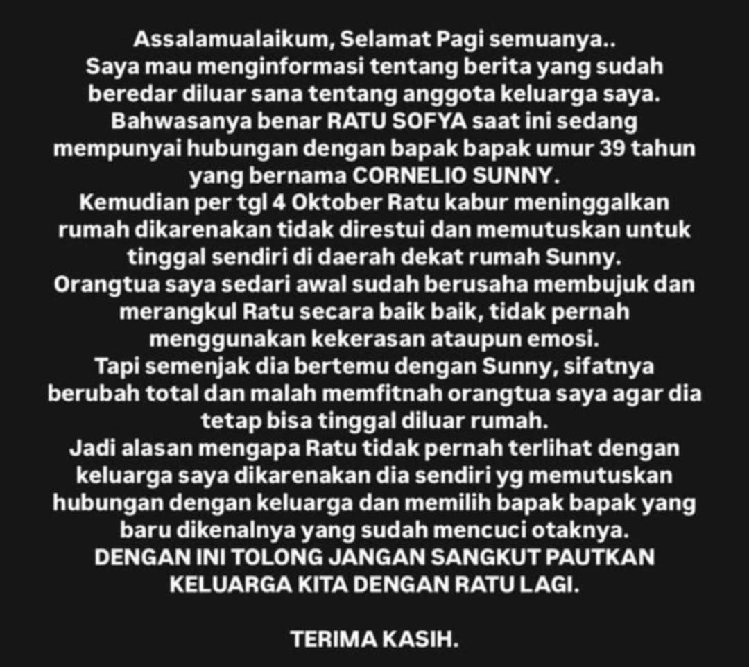 Cuitan Kakak Ratu Sofya, Hadza Mutiara Sofya di akun instagram miliknya.