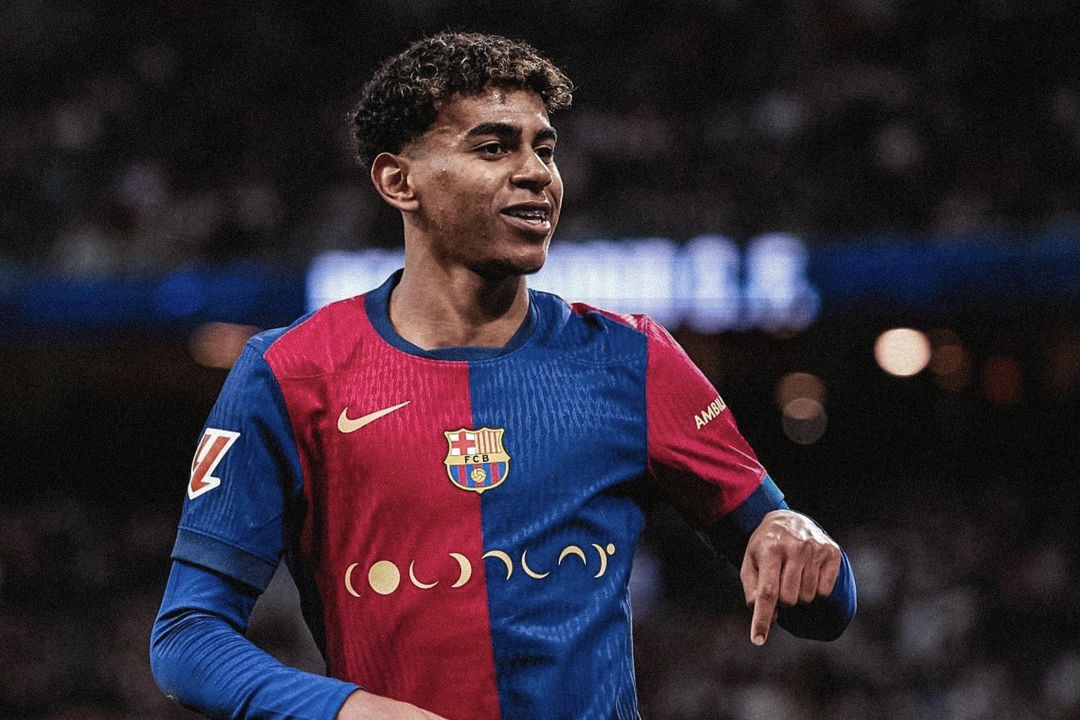 Lamine Yamal melakukan selebrasi setelah berhasil mencetak gol saat laga el clasico