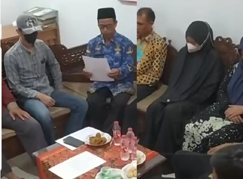 Habib Nizar dan Mega saat rapat mediasi di Balai Desa Dlimas, Kecamatan Tegalrejo, Kabupaten Magelang.