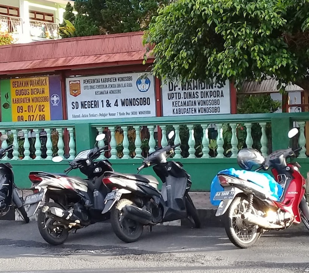 Sekolah tempat guru MS mengajar. Kini dukungan terhadap MS mengalir dari warganet.
