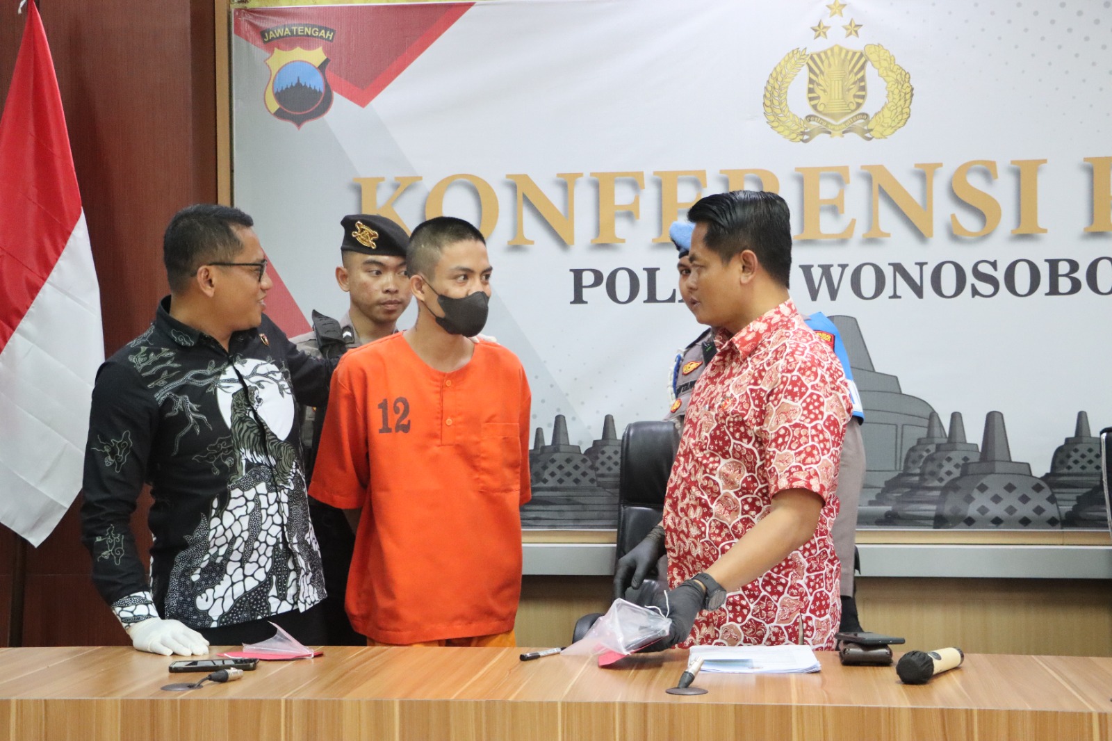 Tersangka MFI warga Bekasi Jawa Barat ditangkap petugas Polres Wonosobo atas dugaan perdagangan orang.