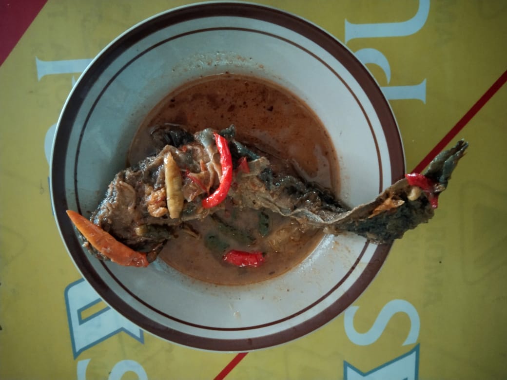 Mangut lele masakan Warung Makan Mbok Tu Magelang.