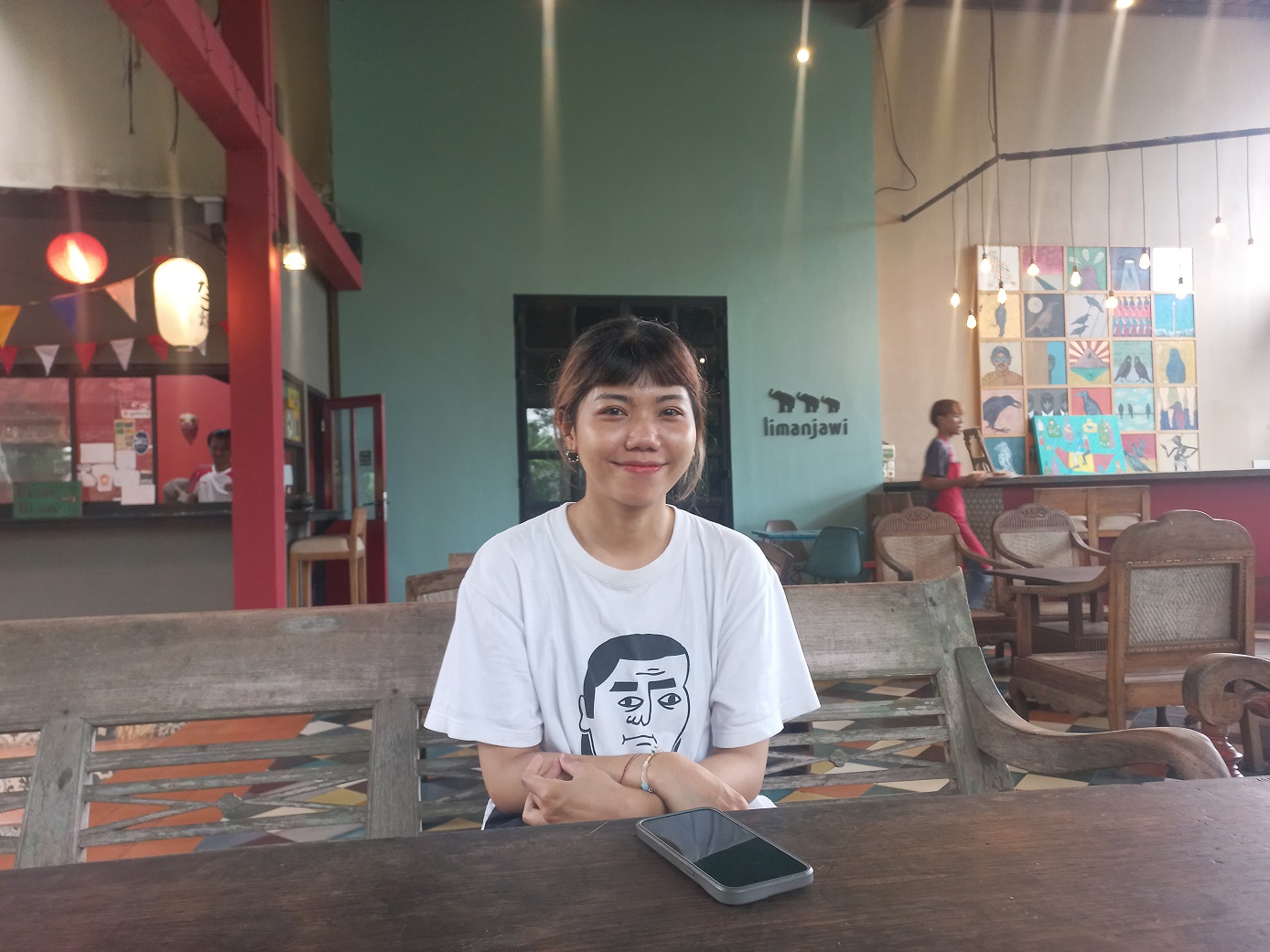 Utami Atasia Ishii, owner Limanjawi Cafe