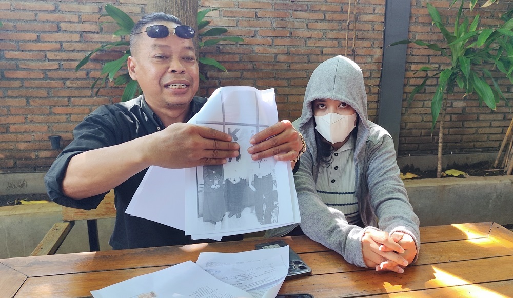 Korban H didampingi kuasa hukumnya saat memberikan keterangan, Rabu (20/11/2024).