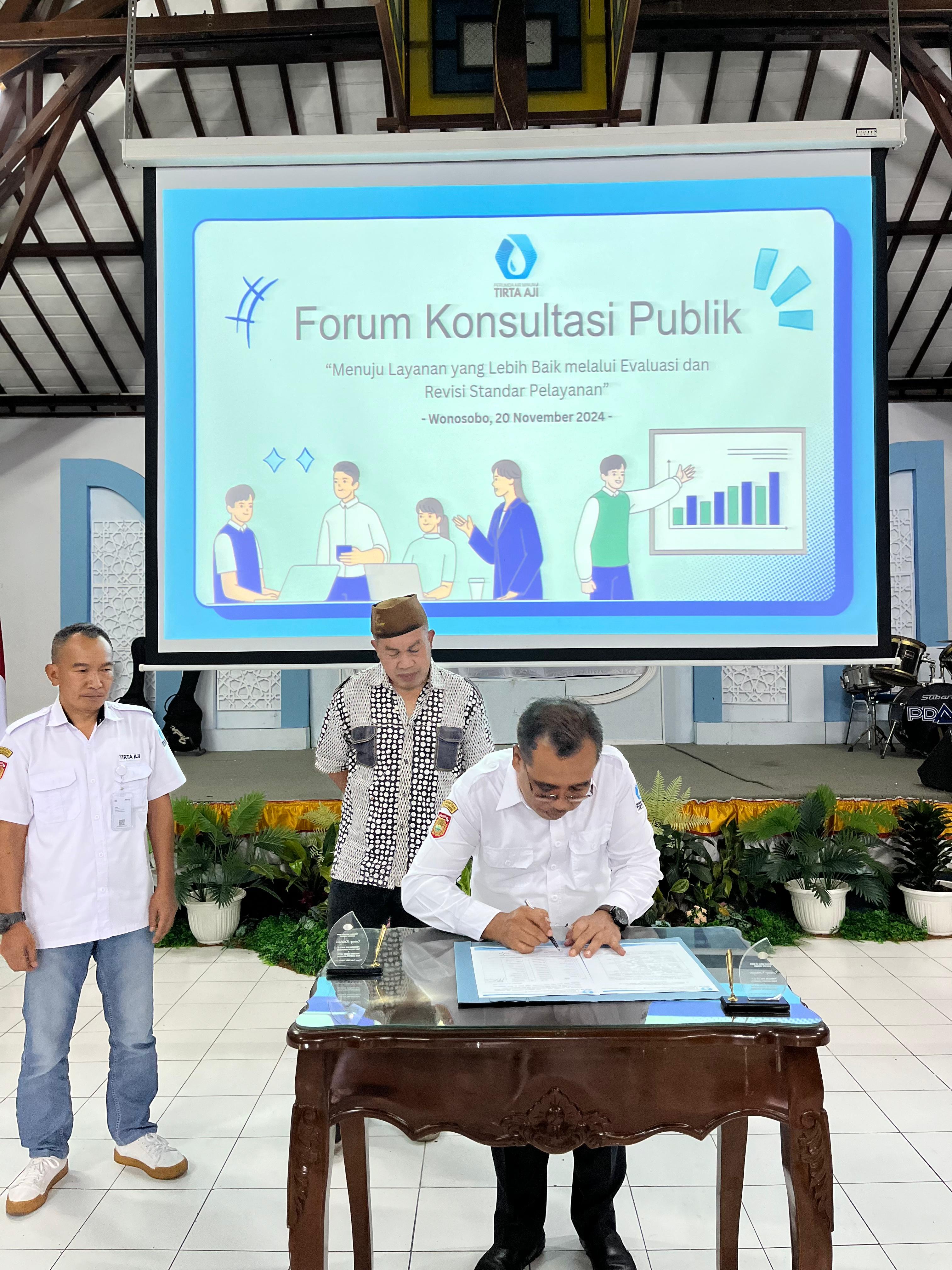 Forum konsultasi publik yang diadakan Perumda Air Minum Tirta Aji Wonosobo, Rabu (20/11/2024).