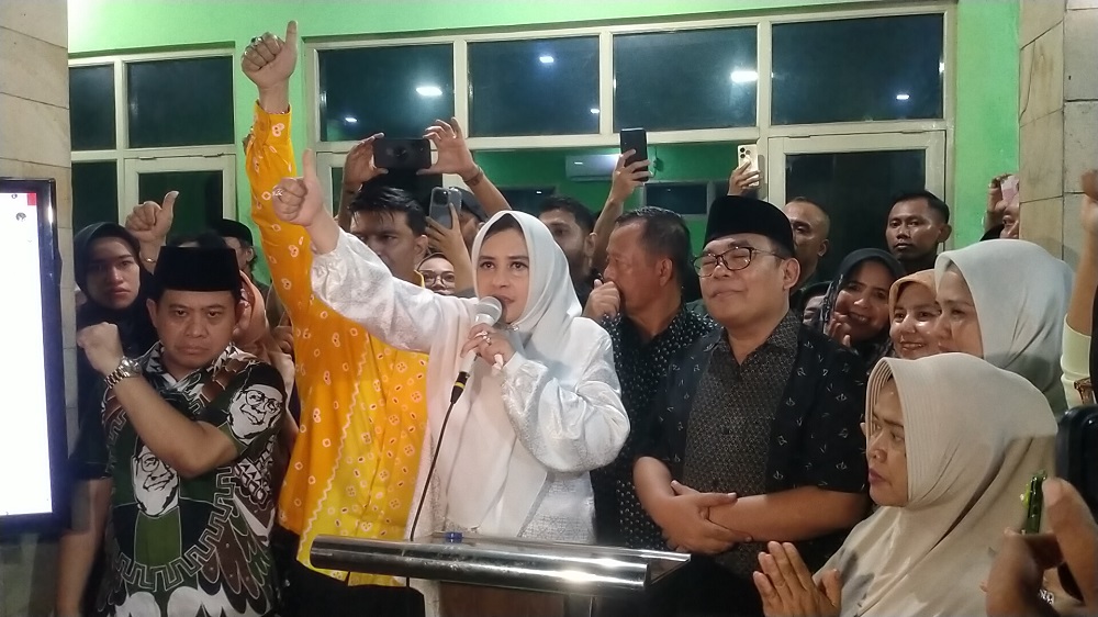 Paslon Fadia-Sukirman deklarasi kemenangan Pilkada Kabupaten Pekalongan, Rabu (27/11/2024) malam.