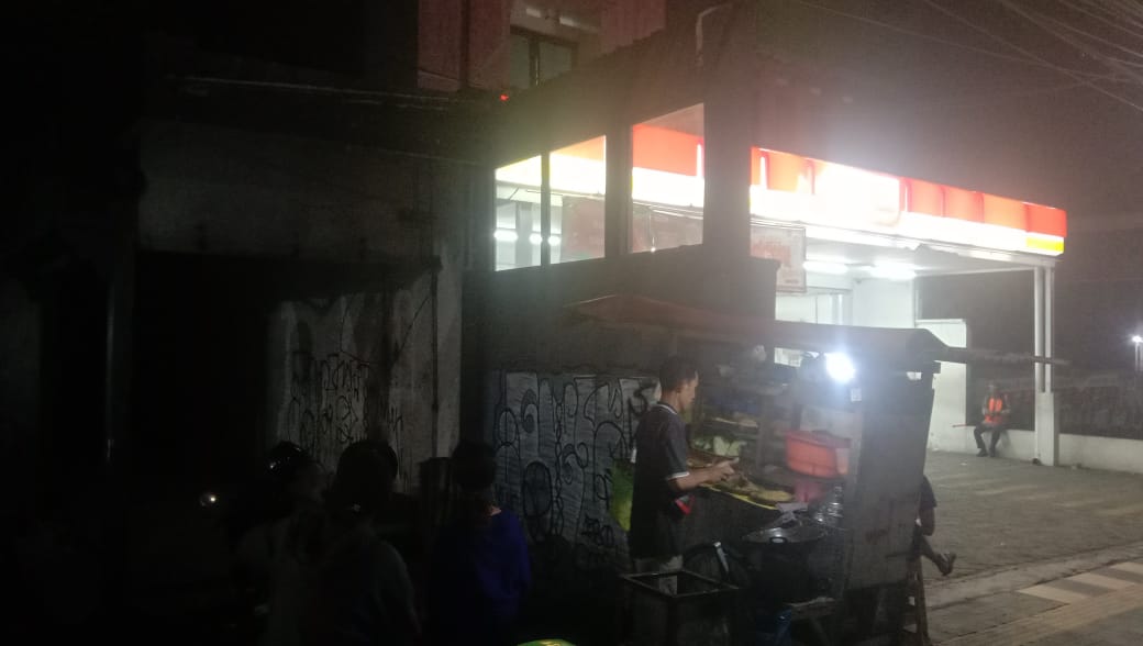 Rumah kosong tempat ditemukan  jenazah korban yang sudah membusuk di Jalan Teuku Umar, Karangrejo, Gajahmungkur, Kota Semarang.