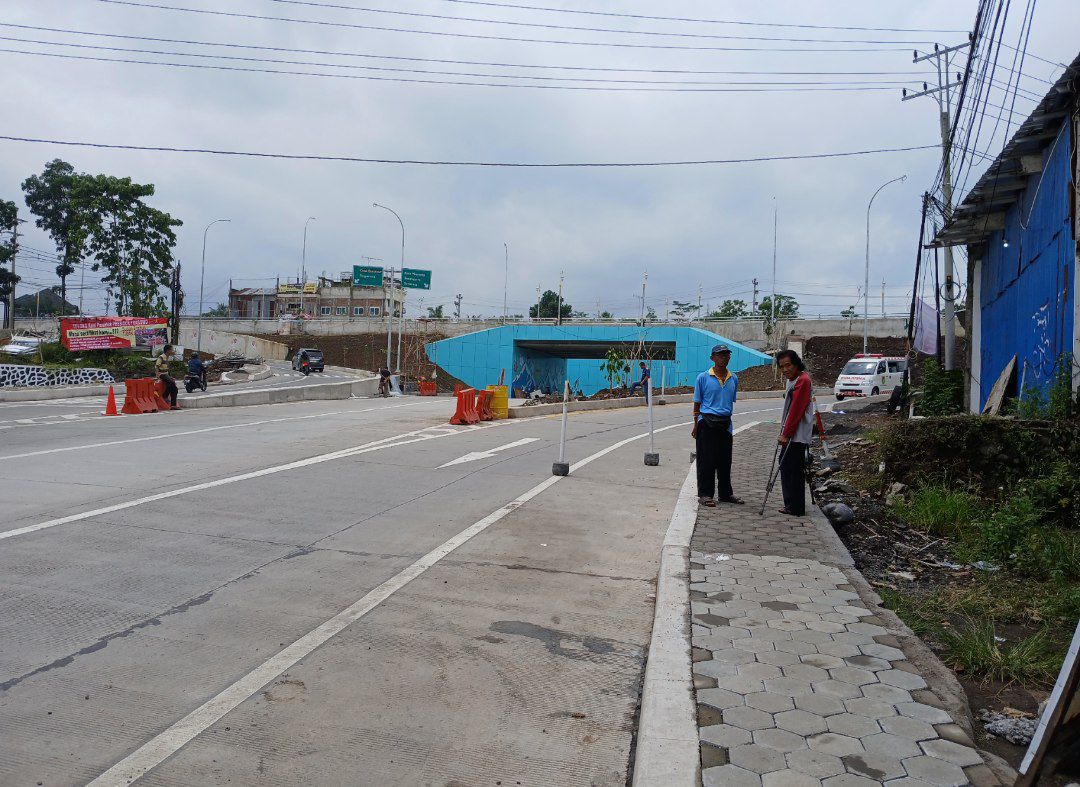 Flyover dan Underpass Canguk yang sudah beroperasi dan dibuka secara fungsional meski belum 100% jadi.